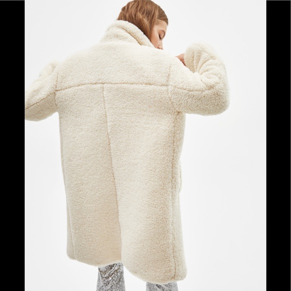 Long faux shearling double-breasted coat in cream - Picture 4 of 8